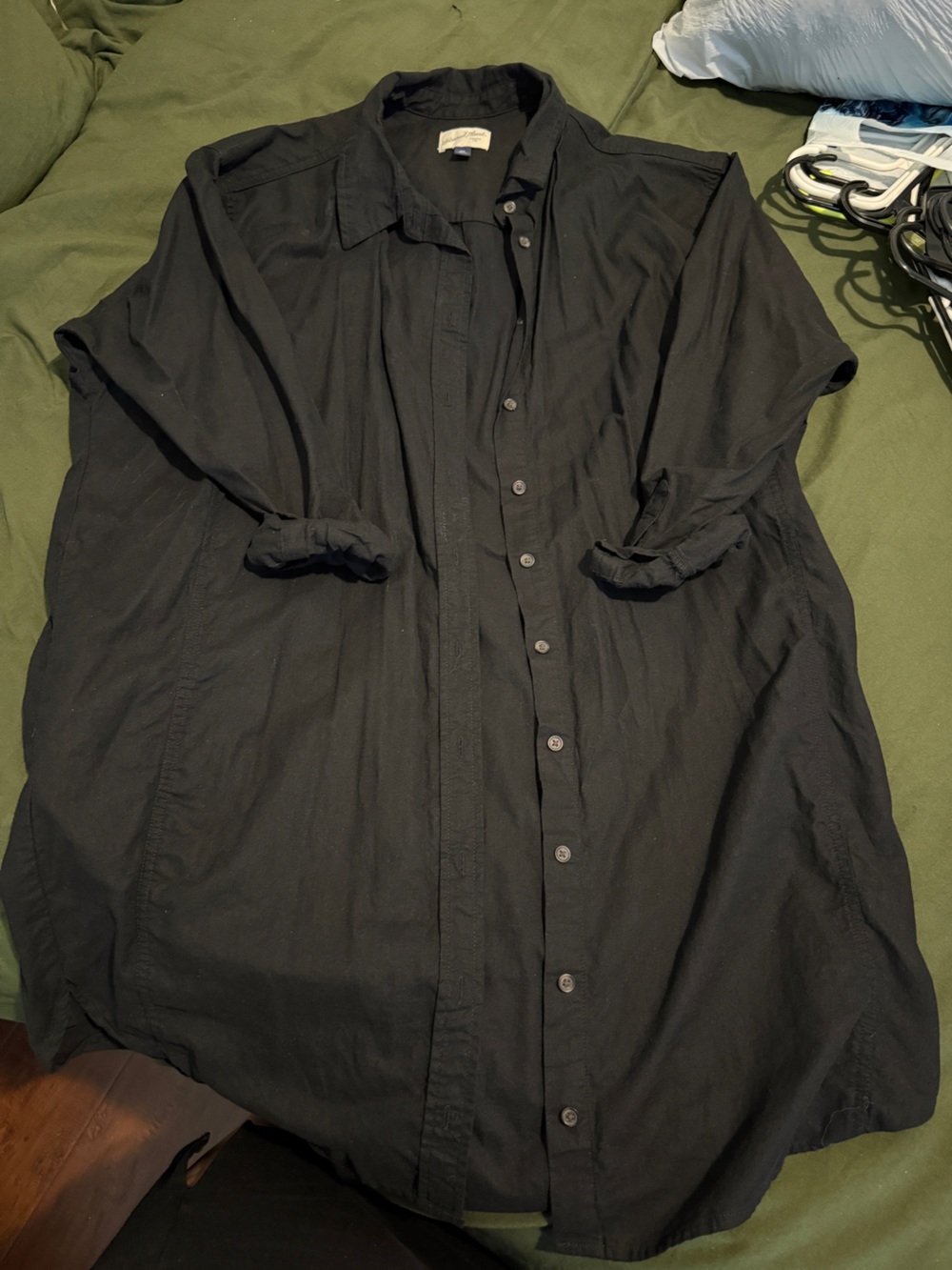Universal Thread Black Casual Button-Down Shirt Dress